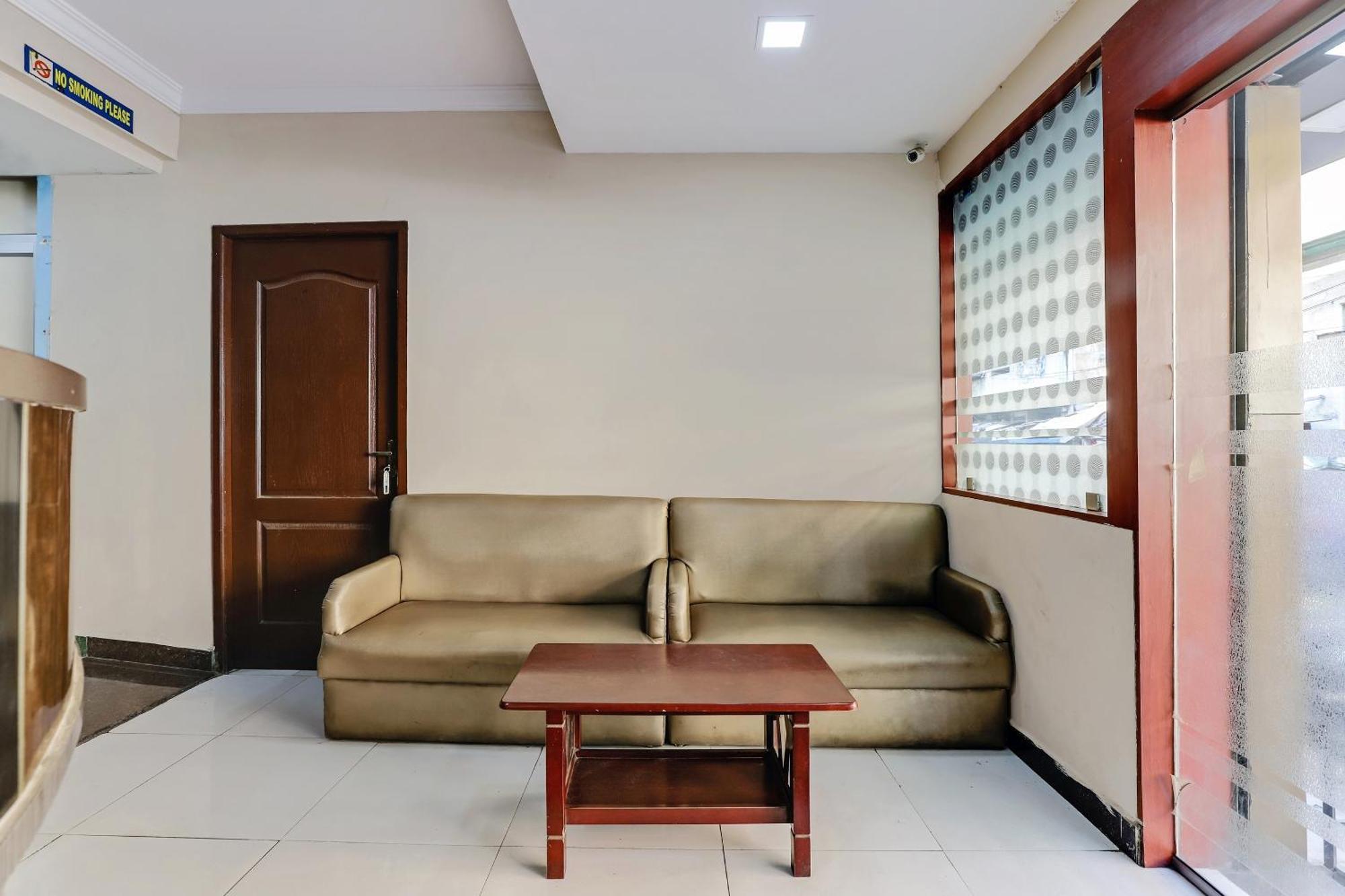 Spot On Grand Residency Hotell Chennai Exteriör bild