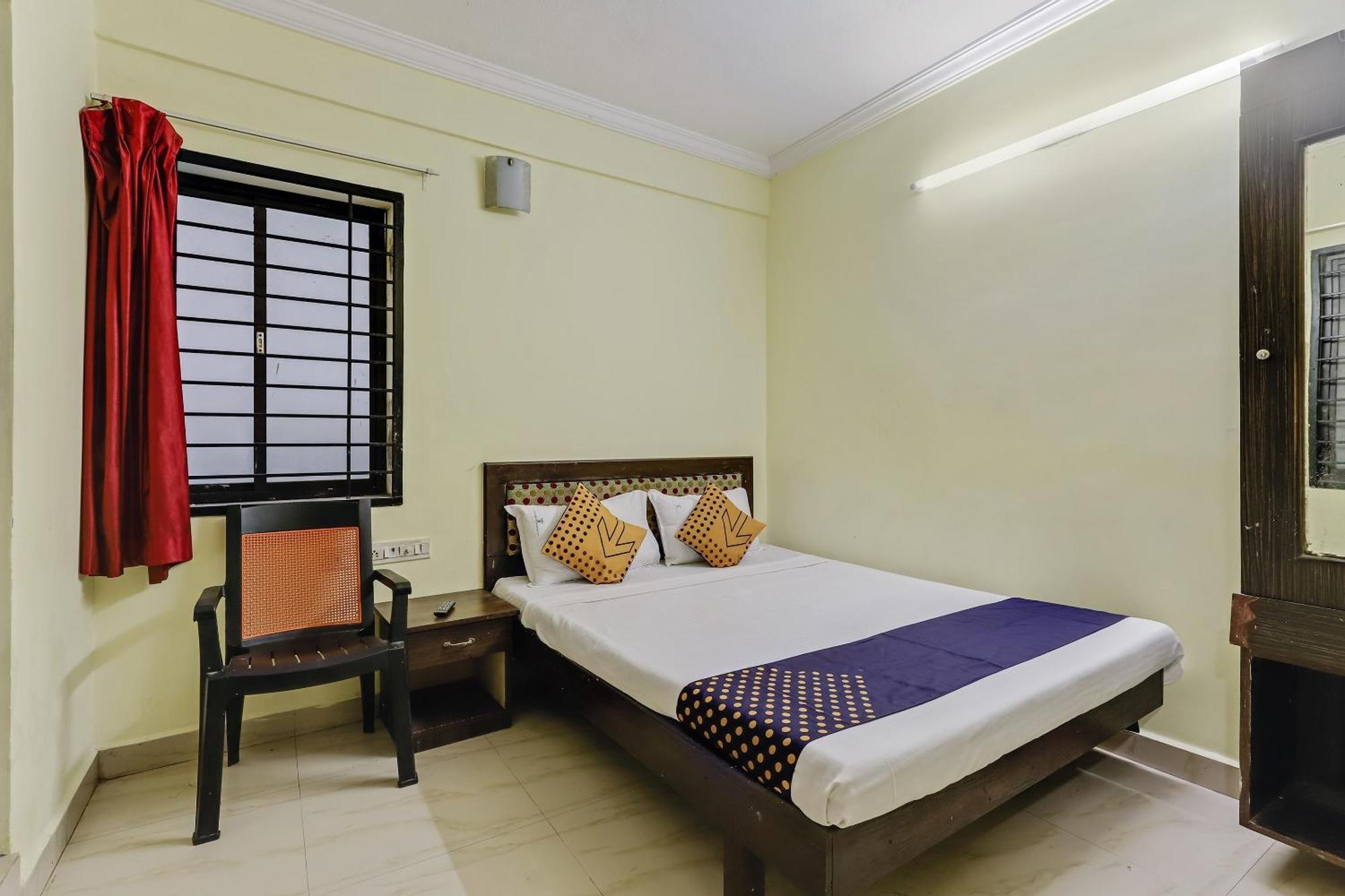 Spot On Grand Residency Hotell Chennai Exteriör bild